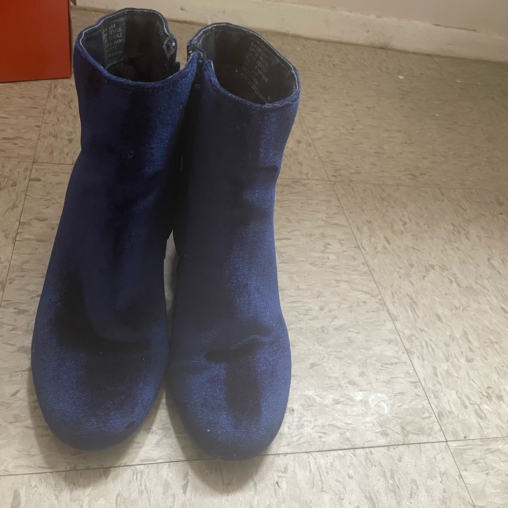 Navy Blue Suede Botties